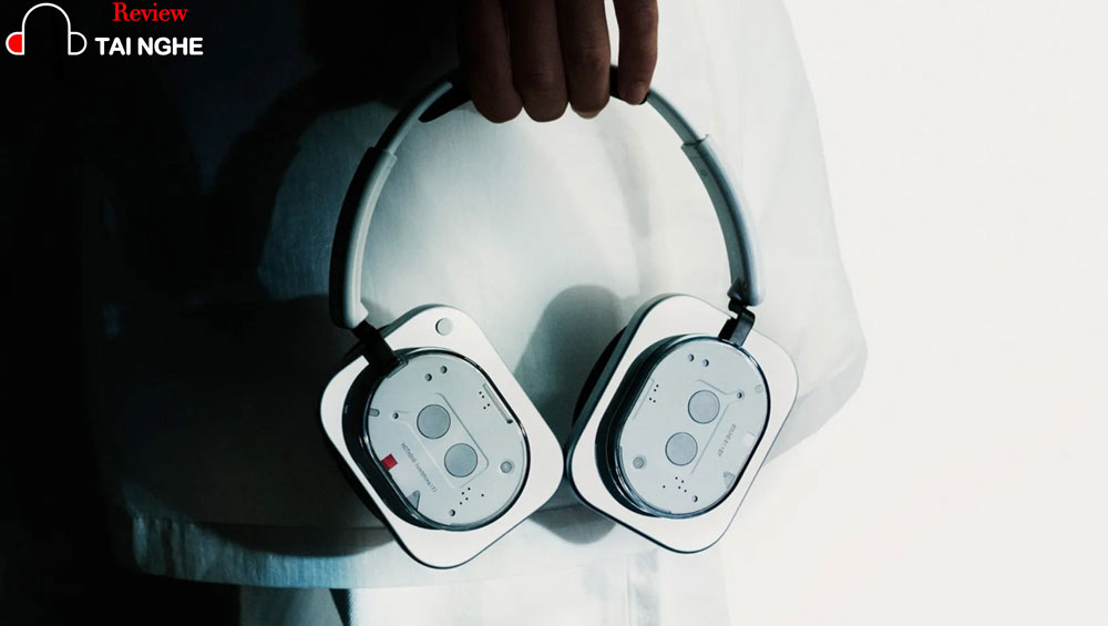 Nothing-Headphone-(1)